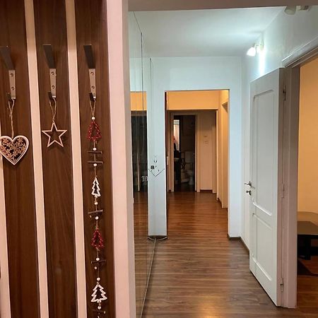 Zen Escape Luxury Retreat Apartment บูคาเรสต์ ภายนอก รูปภาพ