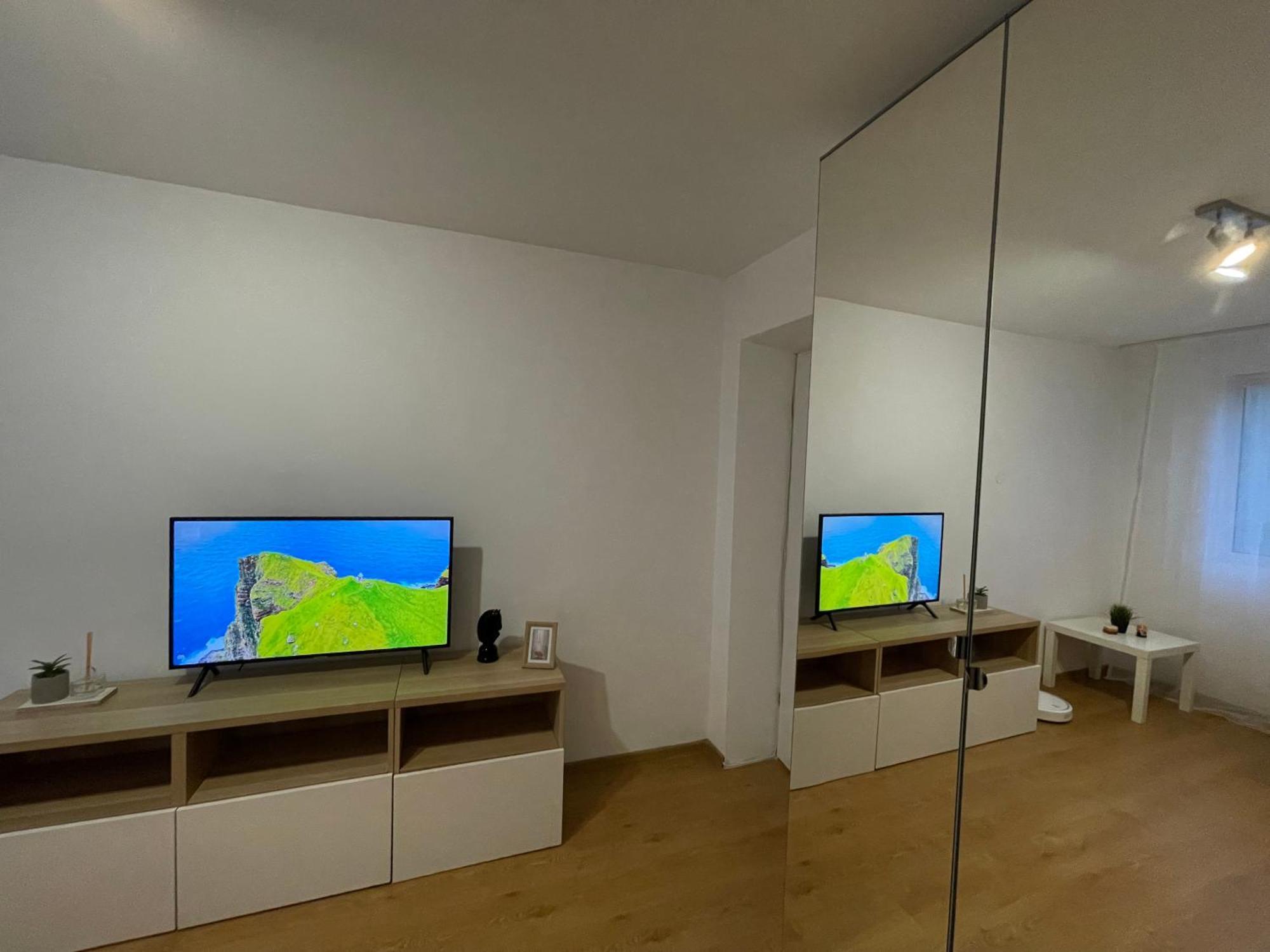Zen Escape Luxury Retreat Apartment บูคาเรสต์ ภายนอก รูปภาพ